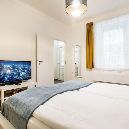 Quiet And Cozy Apartment Near The Danube ブダペスト エクステリア 写真